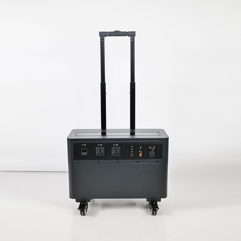 محطة طاقة محمولة 2000 واط 2304 - مراجعة Portable Power Station وسعره